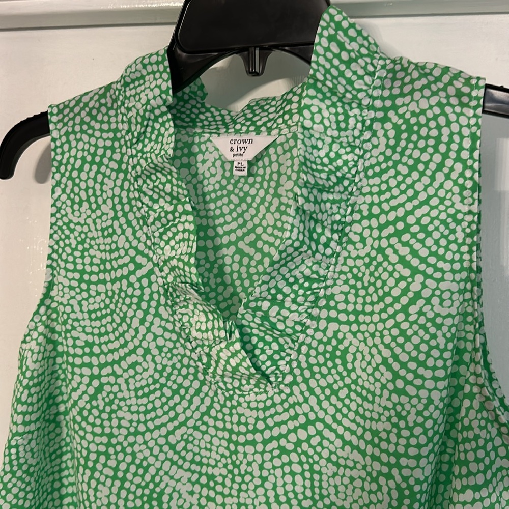 Ladies Green/White Top - Picture 2 of 4